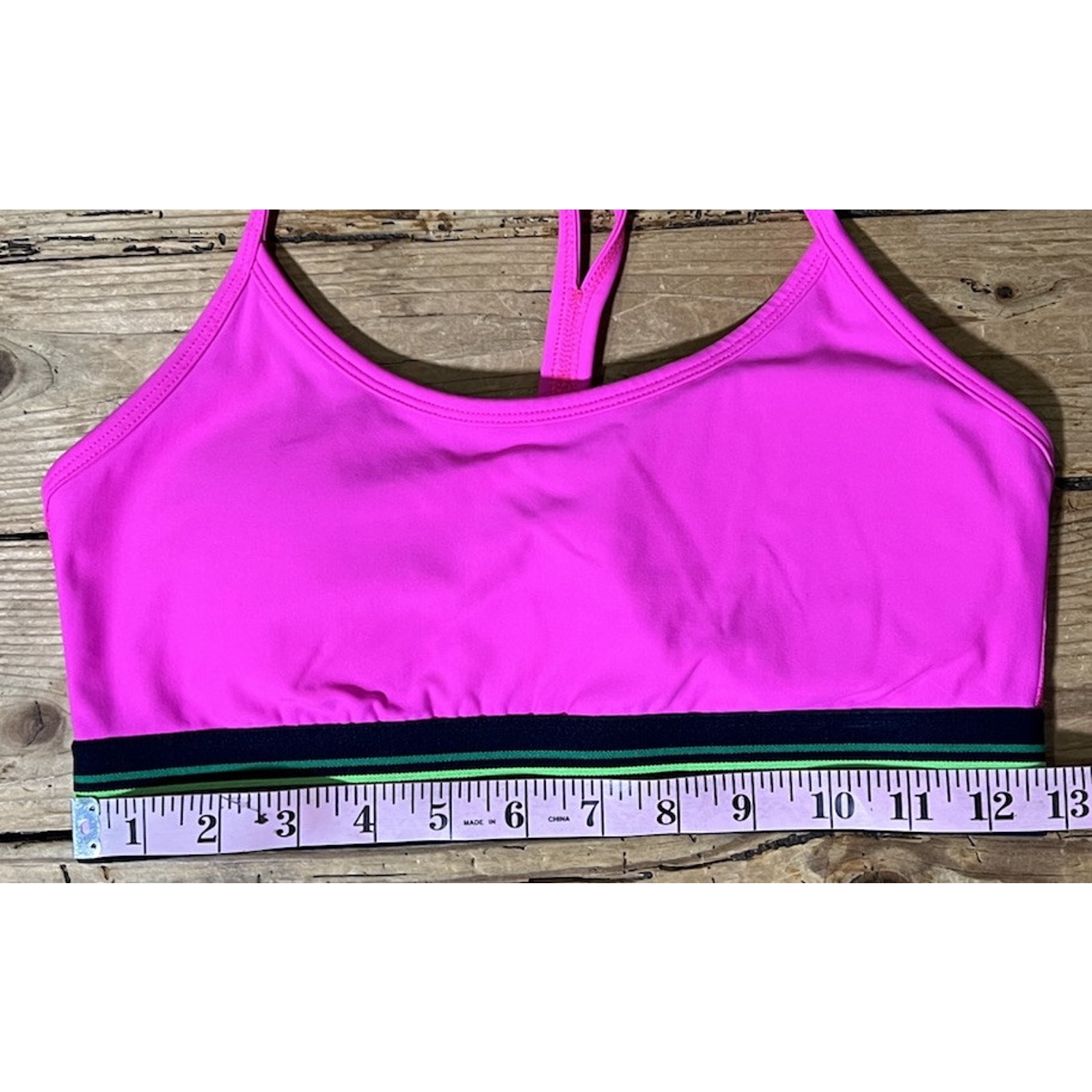 Nylora Women’s Size S Bright Pink Padded Sports Bra - Nwot — image 3 of 8